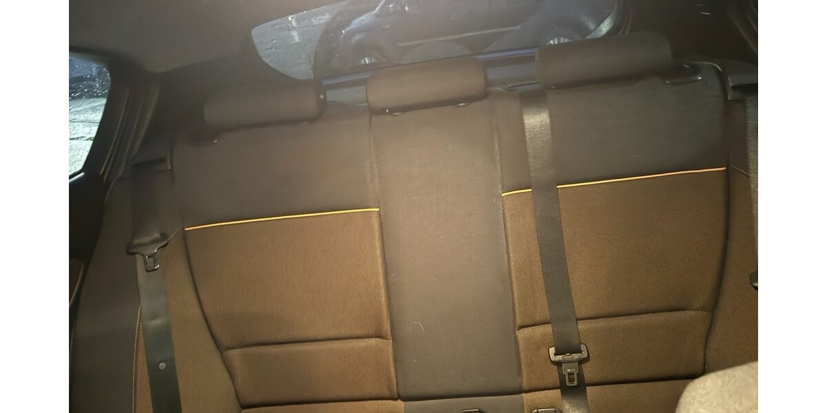 BMW 118 180.000 km 8.250 &euro; Dortmund 44135