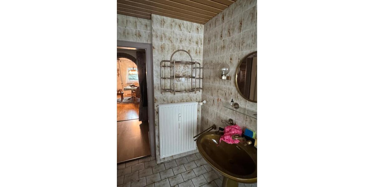 Erdgeschoßwohnung Wuppertal Unterbarmen - 3 Zimmer, 75 m&sup2;, 190.000&euro; | Angebot:27621764