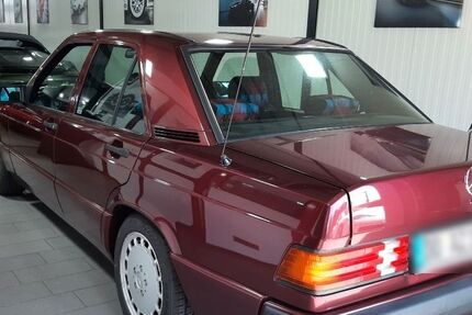 Mercedes-Benz 190 157.523 km 14.900 &euro; Dortmund 44319