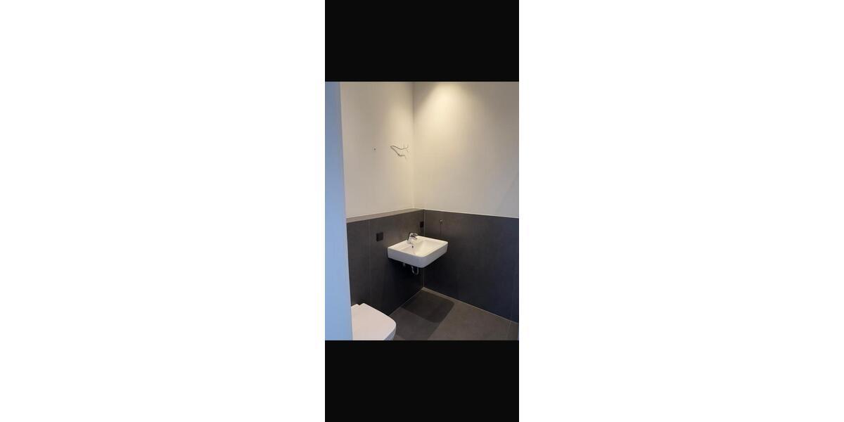 Etagenwohnung Wuppertal Elberfeld - 2 Zimmer, 75 m&sup2;, 700&euro; | Angebot:26001873