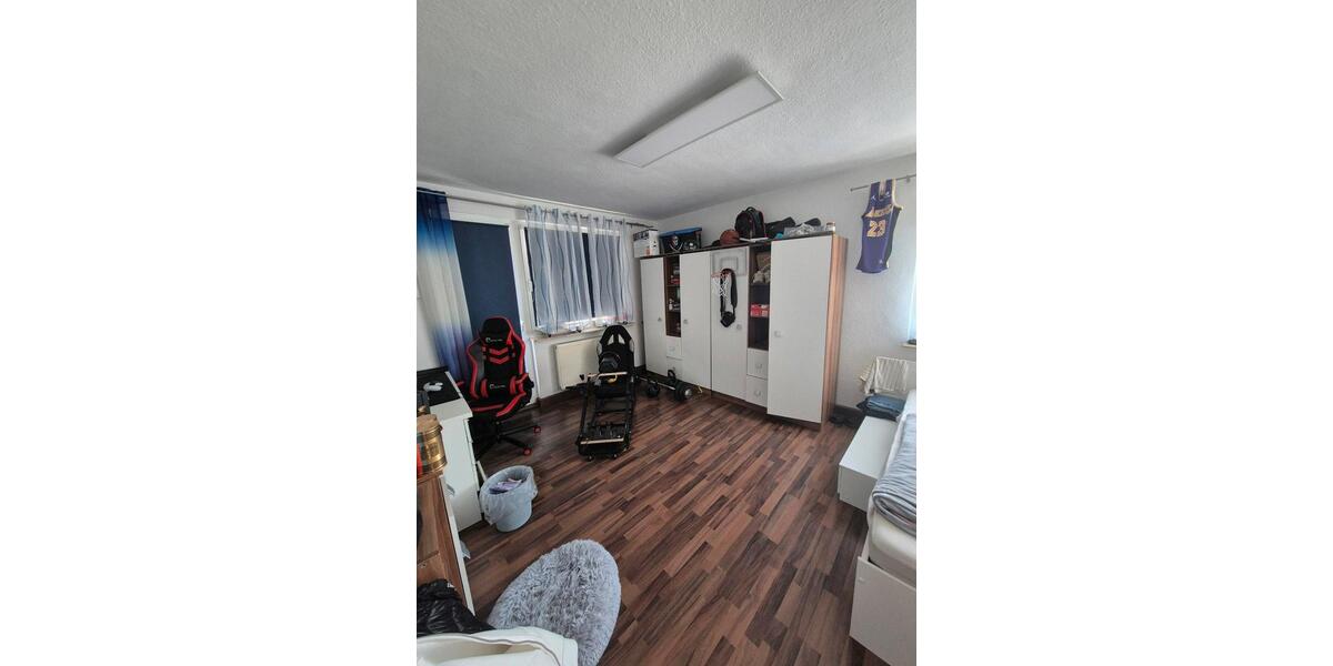 Etagenwohnung Wuppertal Gemarkung Langerfeld - 4 Zimmer, 135 m&sup2;, 259.000&euro; | Angebot:26638228