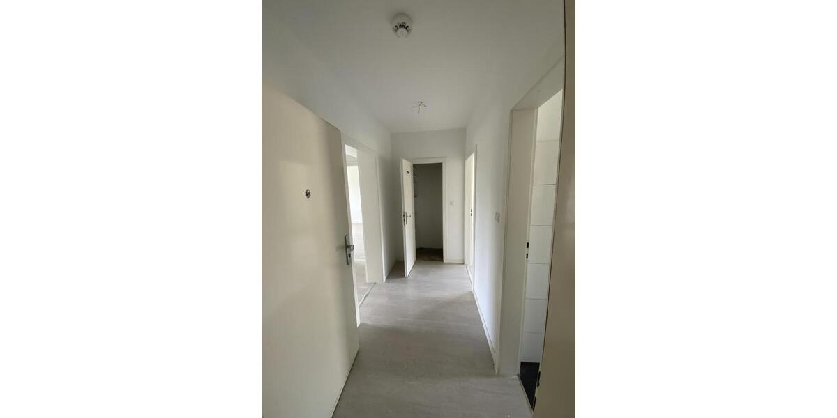 Etagenwohnung Remscheid Gemarkung Bergisch Born - 3 Zimmer, 69 m&sup2;, 519&euro; | Angebot:26486331