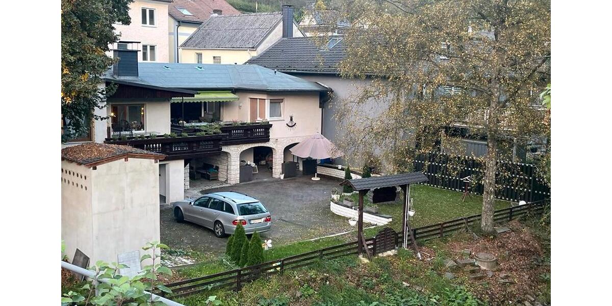 Einfamilienhaus Lüdenscheid Brügge - 10 Zimmer, 320 m&sup2;, 300.000&euro; | Angebot:26068403