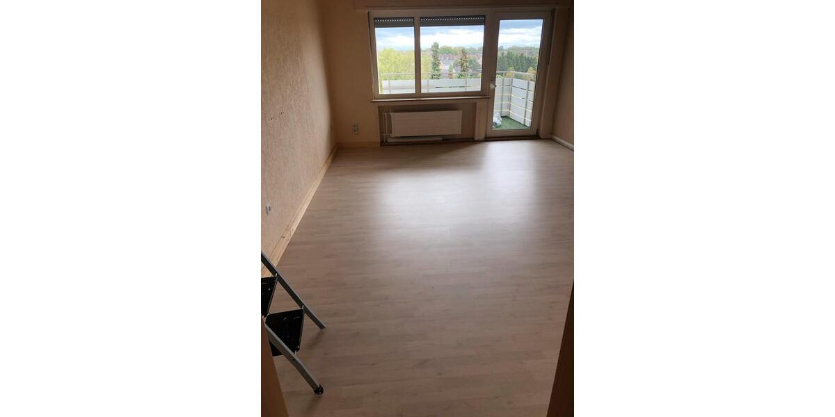 Etagenwohnung Remscheid Remscheid-Süd - 2 Zimmer, 72 m&sup2;, 570&euro; | Angebot:25900244
