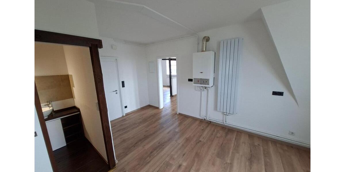 Dachgeschoßwohnung Gevelsberg - 4.5 Zimmer, 96 m&sup2;, 900&euro; | Angebot:27626230