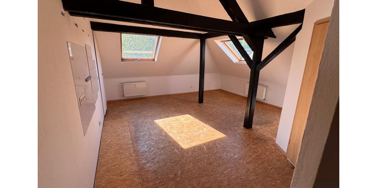 Etagenwohnung Hückeswagen - 7 Zimmer, 180 m&sup2;, 430.000&euro; | Angebot:27624227