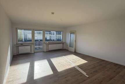 Wohnung Hagen Hagen-Mitte - 3 Zimmer, 93 m&sup2;, 680&euro; | Angebot:27711610
