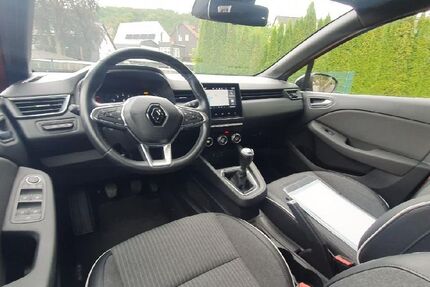 Renault Clio 15.000 km 14.495 &euro; Hagen 58091