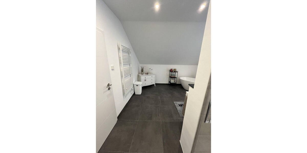Einfamilienhaus Velbert Neviges - 5 Zimmer, 180 m&sup2;, 919.000&euro; | Angebot:26731435