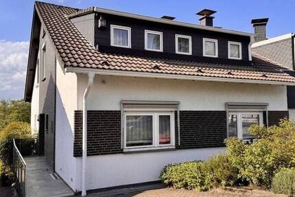 Haus Velbert Neviges - 7 Zimmer, 186 m&sup2;, 479.000&euro; | Angebot:26754012