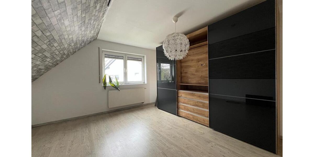 Einfamilienhaus Wipperfürth - 6 Zimmer, 188 m&sup2;, 330.000&euro; | Angebot:26730253
