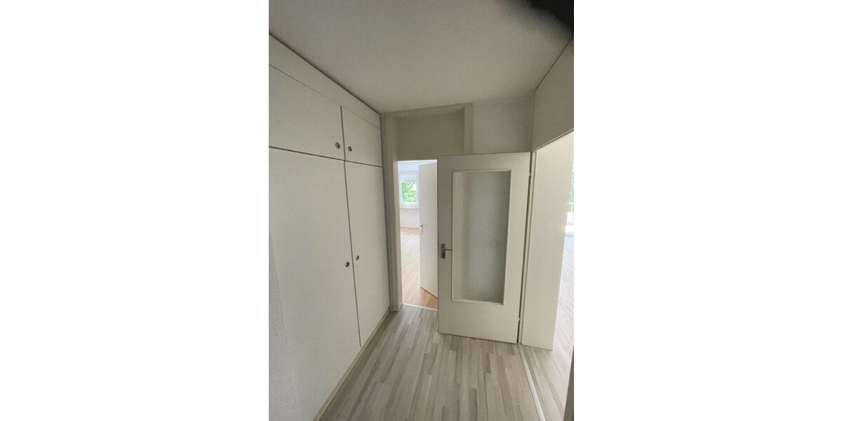 3 Zimmer, Kü, Bad, Gä-WC, Loggia, Sauna zw. Halver - Lüdenscheid - Etagenwohnung Lüdenscheid Brügge | Angebot:26063661