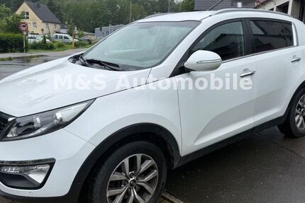 Kia Sportage 129.000 km 9.499 &euro; Lüdenscheid 58515