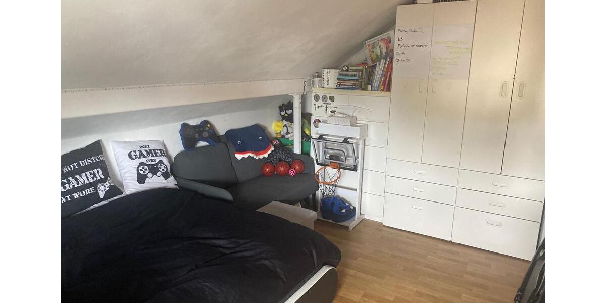 Dachgeschoßwohnung Lüdenscheid Othlinghausen - 3 Zimmer, 49 m&sup2;, 70.000&euro; | Angebot:25258773