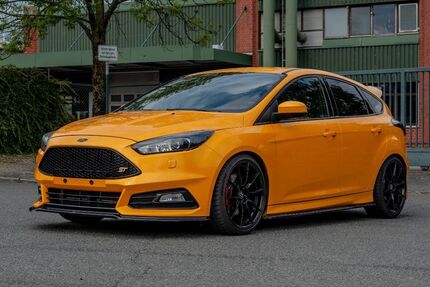 Ford Focus 139.250 km 15.000 &euro; Remscheid 42857