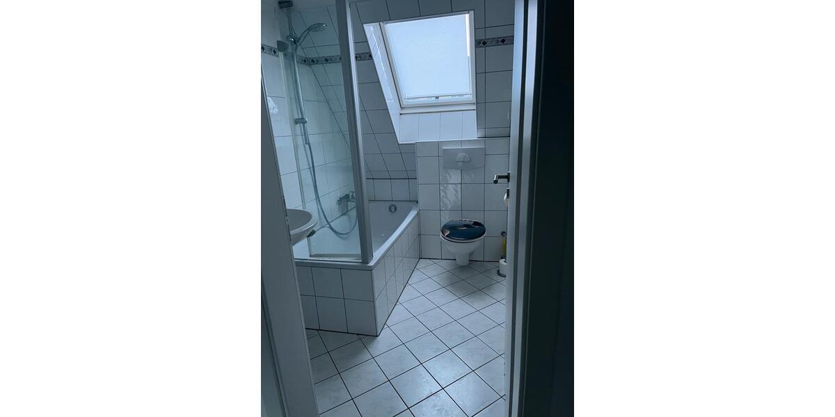 Dachgeschoßwohnung Iserlohn Letmathe - 3 Zimmer, 58 m&sup2;, 432&euro; | Angebot:25654703