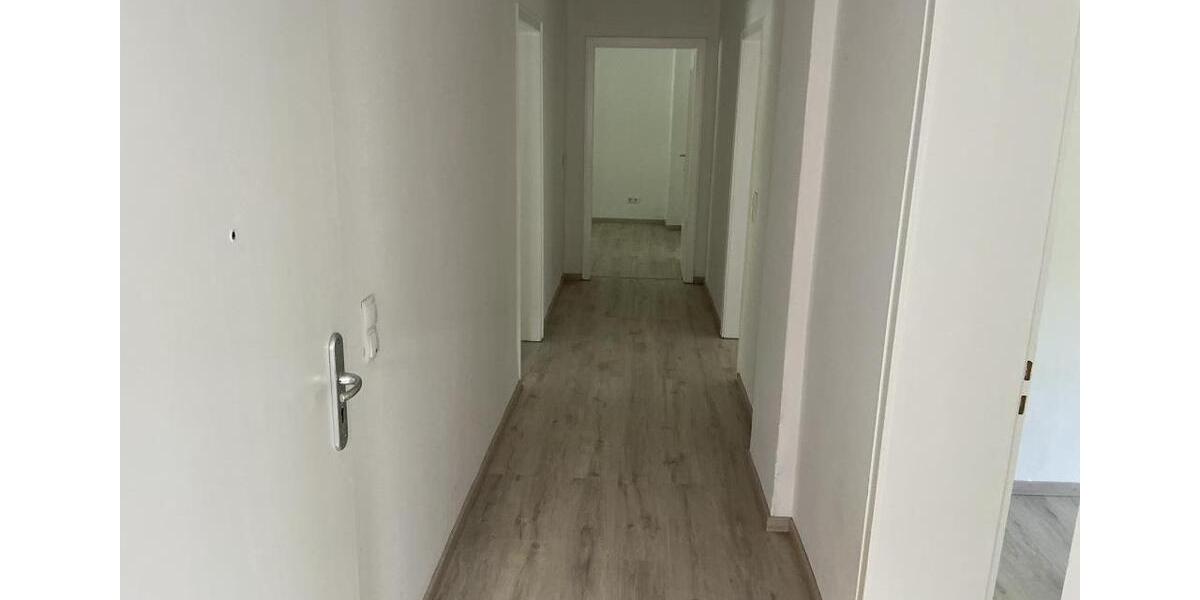Etagenwohnung Lüdenscheid Brügge - 4 Zimmer, 91 m&sup2;, 529&euro; | Angebot:24612054