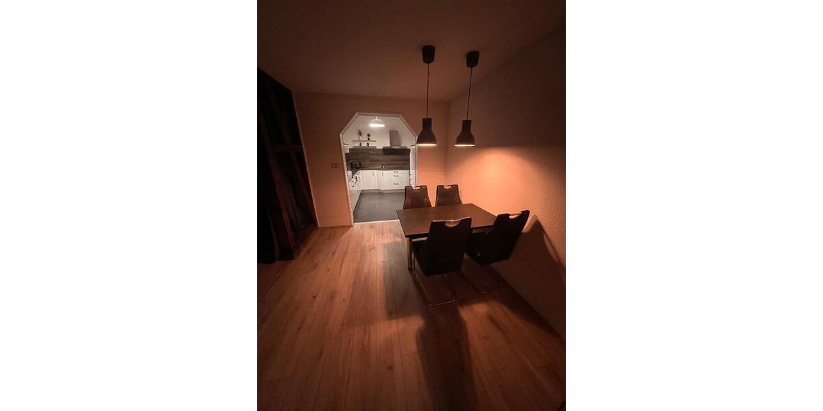 Erdgeschoßwohnung Remscheid Lüttringhausen - 3 Zimmer, 75 m&sup2;, 1.100&euro; | Angebot:26035003