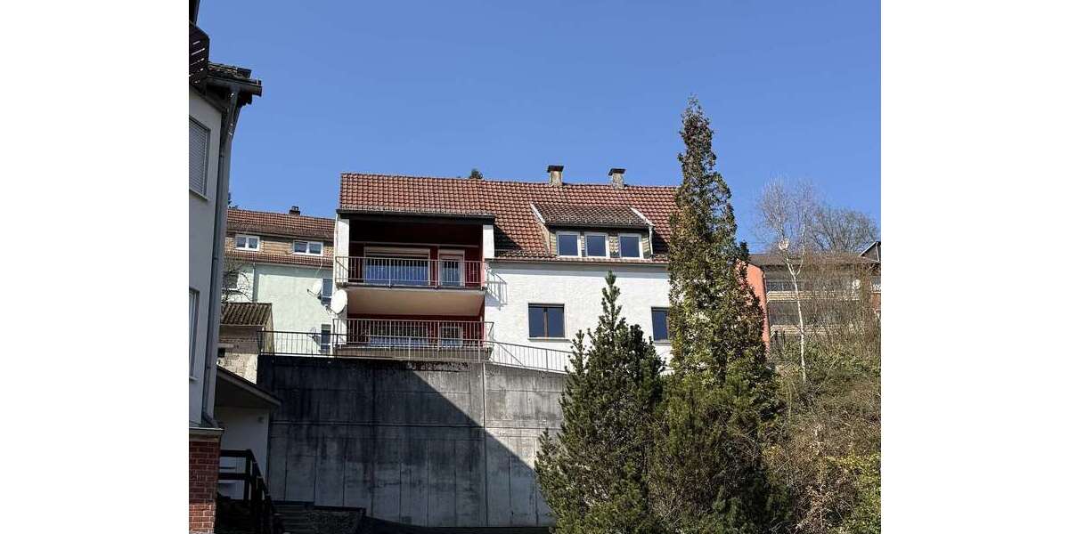 Einfamilienhaus Altena - 11 Zimmer, 202 m&sup2;, 225.000&euro; | Angebot:25996904