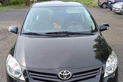 Toyota Auris 56.000 km 7.700 &euro; Iserlohn 58636