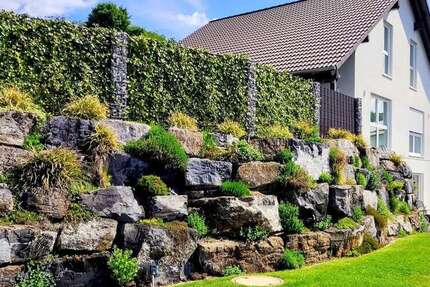 Haus Ennepetal - 7 Zimmer, 208 m&sup2;, 749.000&euro; | Angebot:25880237