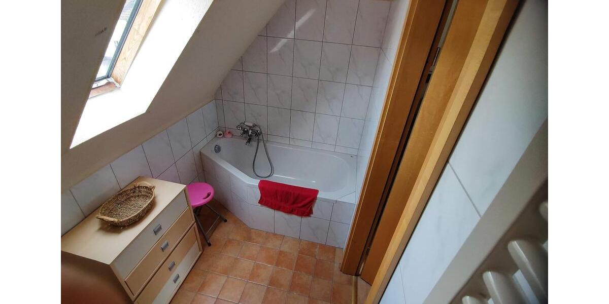 Dachgeschoßwohnung Wuppertal Sedansberg - 2 Zimmer, 40 m&sup2;, 399&euro; | Angebot:26698760