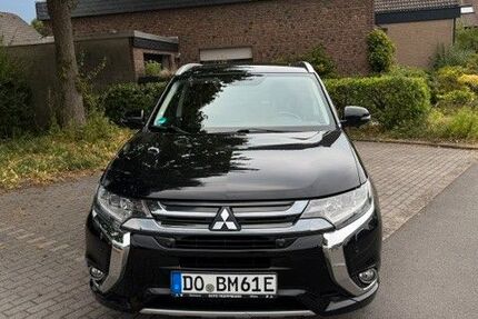 Mitsubishi Plug-in Hybrid Outlander 129.000 km 12.700 &euro; Dortmund 44149