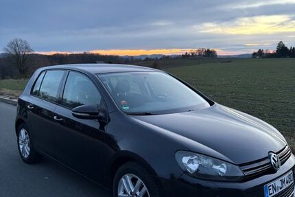 VW Golf 206.000 km 5.200 &euro; Wetter 58300