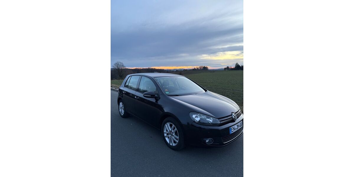 VW Golf 206.000 km 5.200 &euro; Wetter 58300