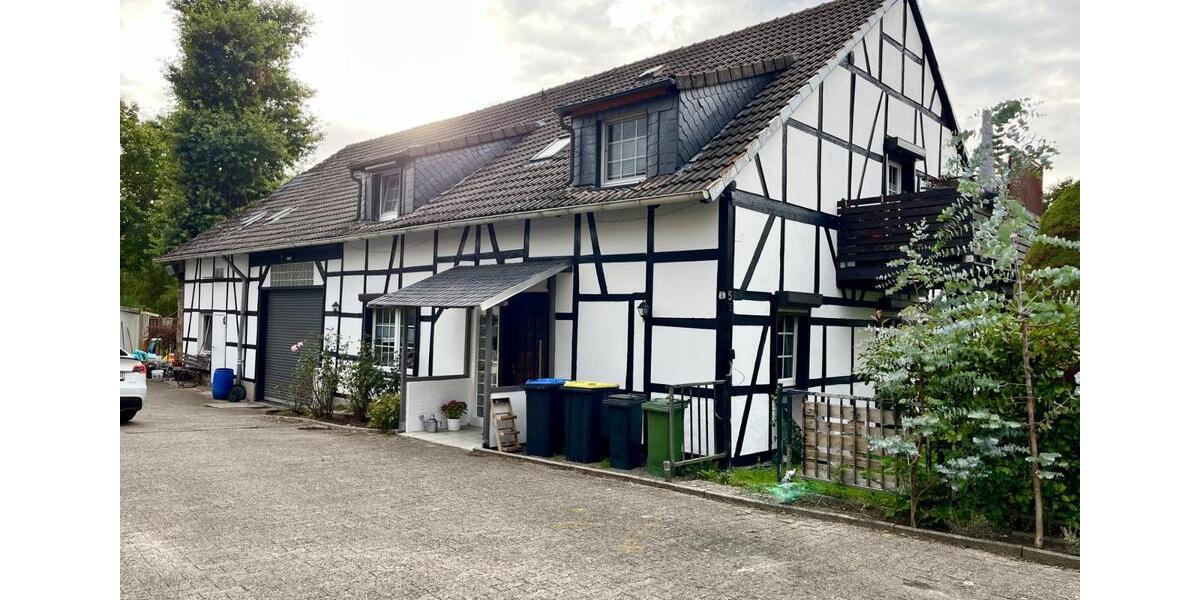 Mehrfamilienhaus, Wohnhaus Schwerte - 5 Zimmer, 180 m&sup2;, 480.000&euro; | Angebot:25790878