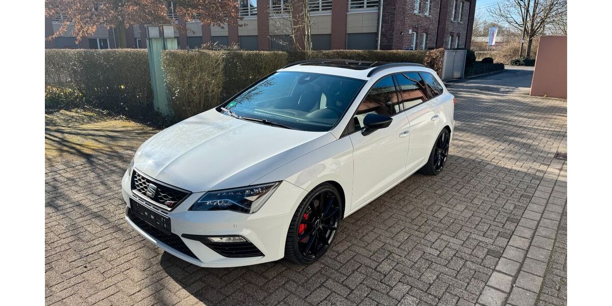 Seat Leon 89.206 km 24.990 &euro; Dortmund 44388
