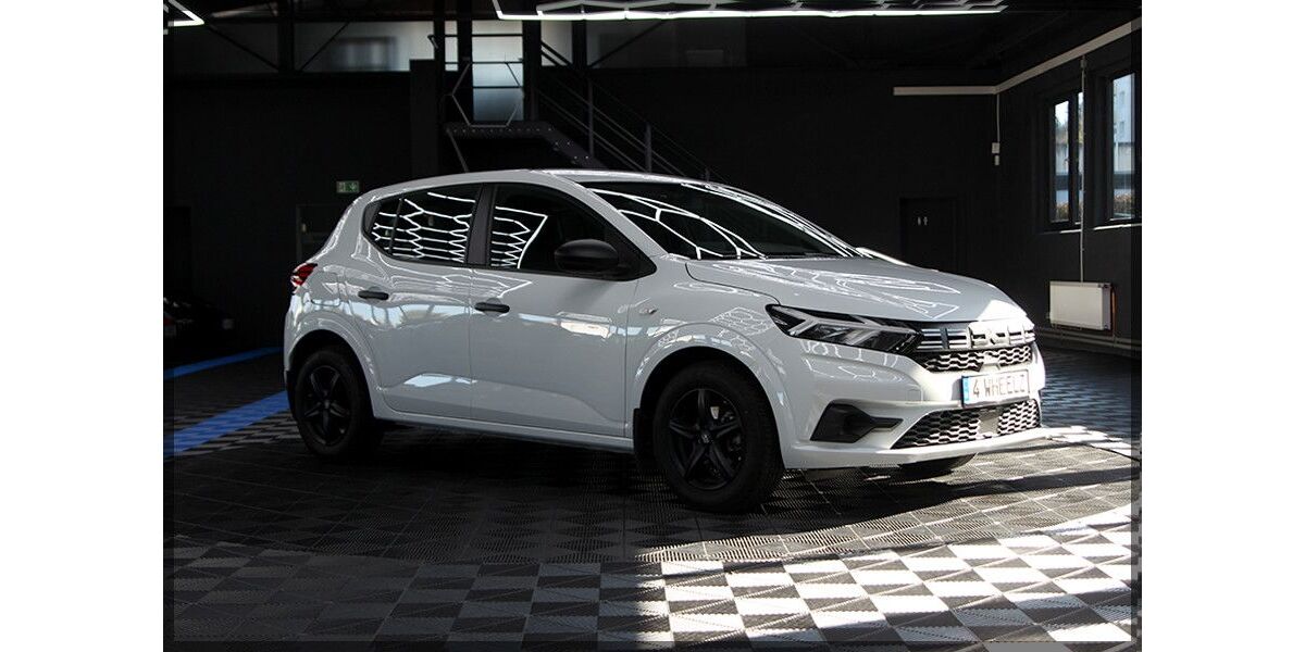 Dacia Sandero 14.500 km 12.999 &euro; Hemer 58675