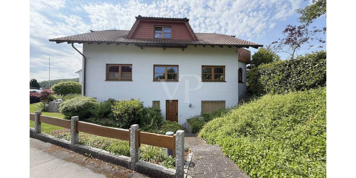 Einfamilienhaus Menden / Hüingsen Hüingsen - 9 Zimmer, 208 m&sup2;, 735.000&euro; | Angebot:25879713