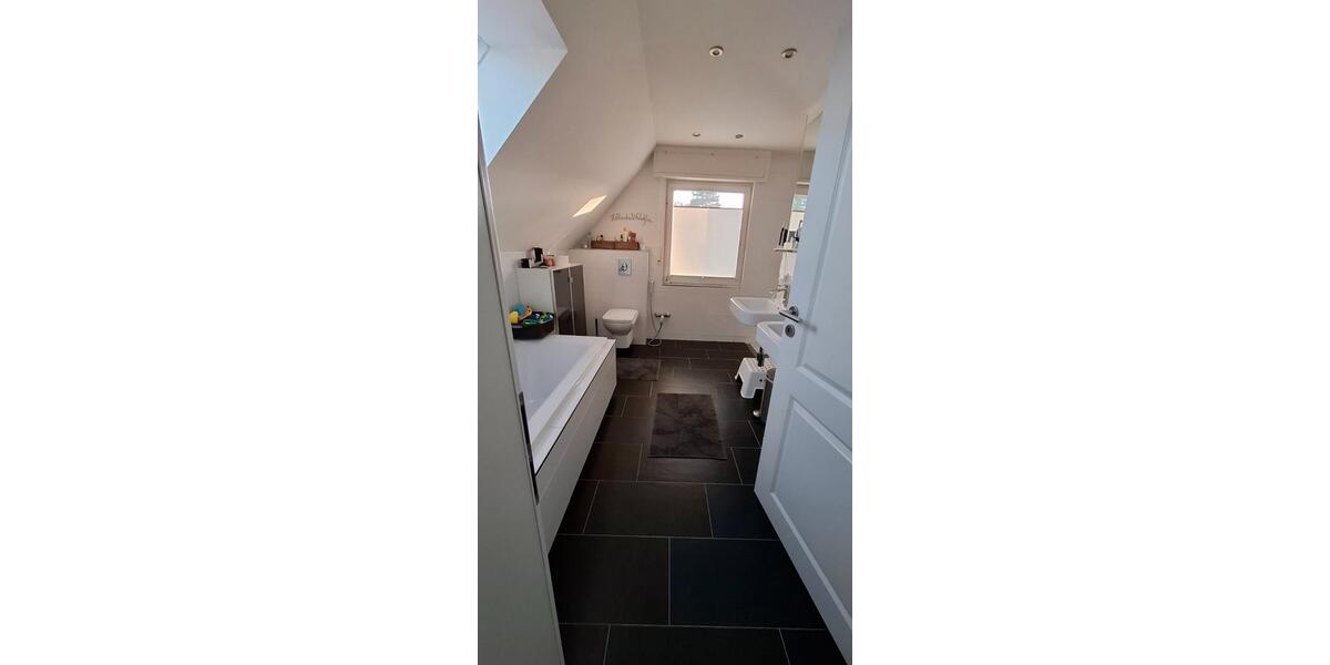 Einfamilienhaus Unna - 6 Zimmer, 165 m&sup2;, 1.950&euro; | Angebot:26025192