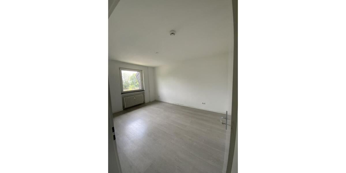 Etagenwohnung Remscheid Gemarkung Bergisch Born - 3 Zimmer, 69 m&sup2;, 519&euro; | Angebot:26486331