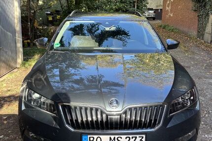 Skoda Superb 179.500 km 8.300 &euro; Bochum 44789