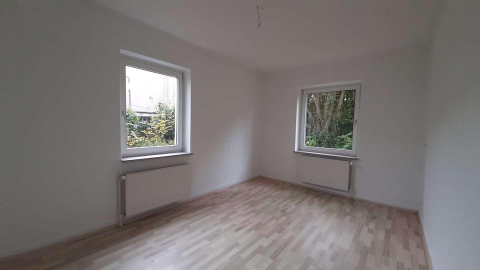 Erdgeschoßwohnung Bochum Bochum-Ost - 3 Zimmer, 61 m&sup2;, 520&euro; | Angebot:24214462