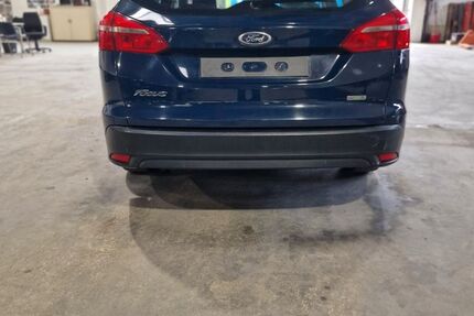 Ford Focus 180.400 km 3.699 &euro; Iserlohn 58638