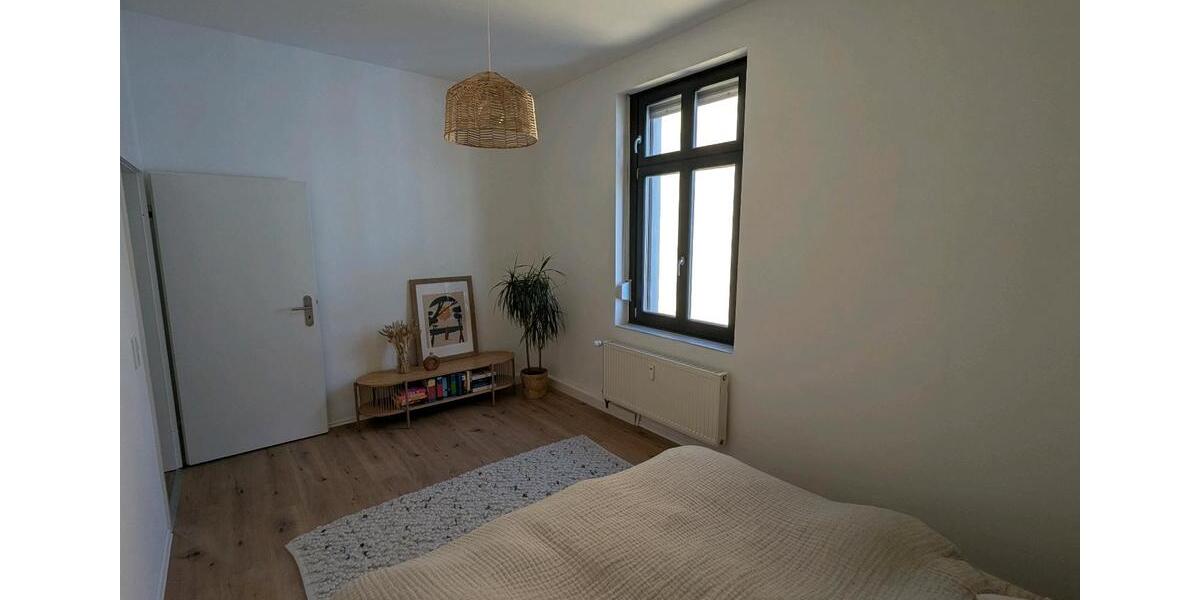 Dachgeschoßwohnung Wuppertal Gemarkung Langerfeld - 3 Zimmer, 104 m&sup2;, 290.000&euro; | Angebot:26754353