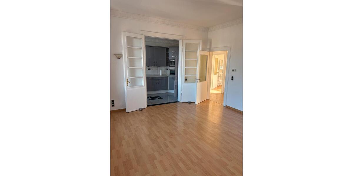 Etagenwohnung Remscheid Lüttringhausen - 3 Zimmer, 87 m&sup2;, 550&euro; | Angebot:25944928