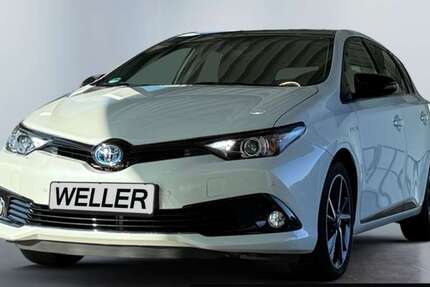Toyota Auris 32.746 km 17.370 &euro; Dortmund 44143