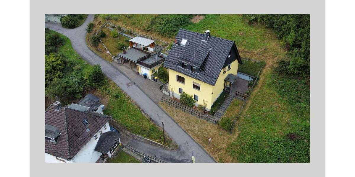 Einfamilienhaus Altena / Evingsen Evingsen - 7 Zimmer, 149 m&sup2;, 195.500&euro; | Angebot:25746428