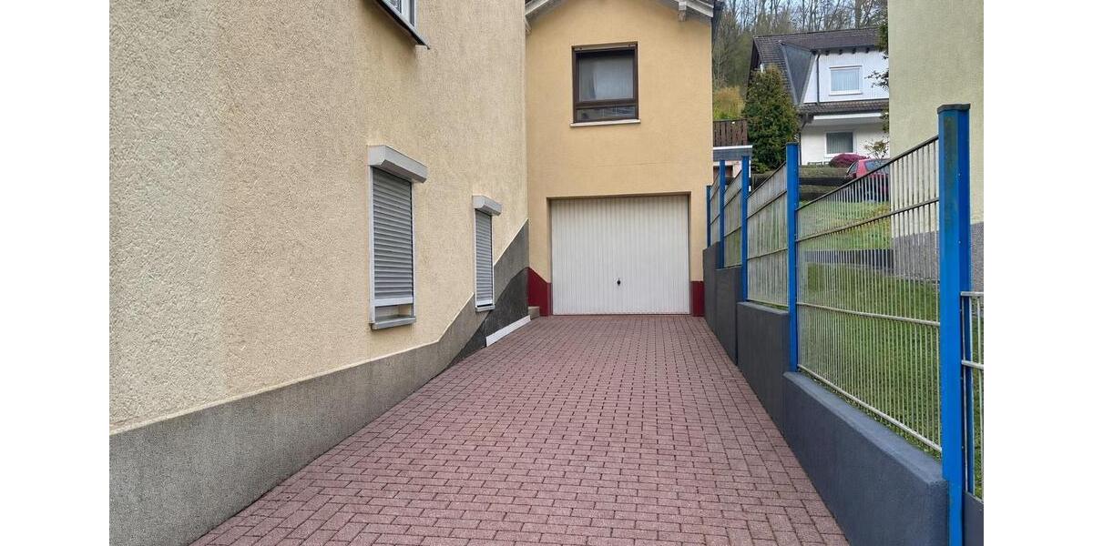 Mehrfamilienhaus, Wohnhaus Iserlohn Grüne - 16 Zimmer, 283 m&sup2;, 690.000&euro; | Angebot:26762861