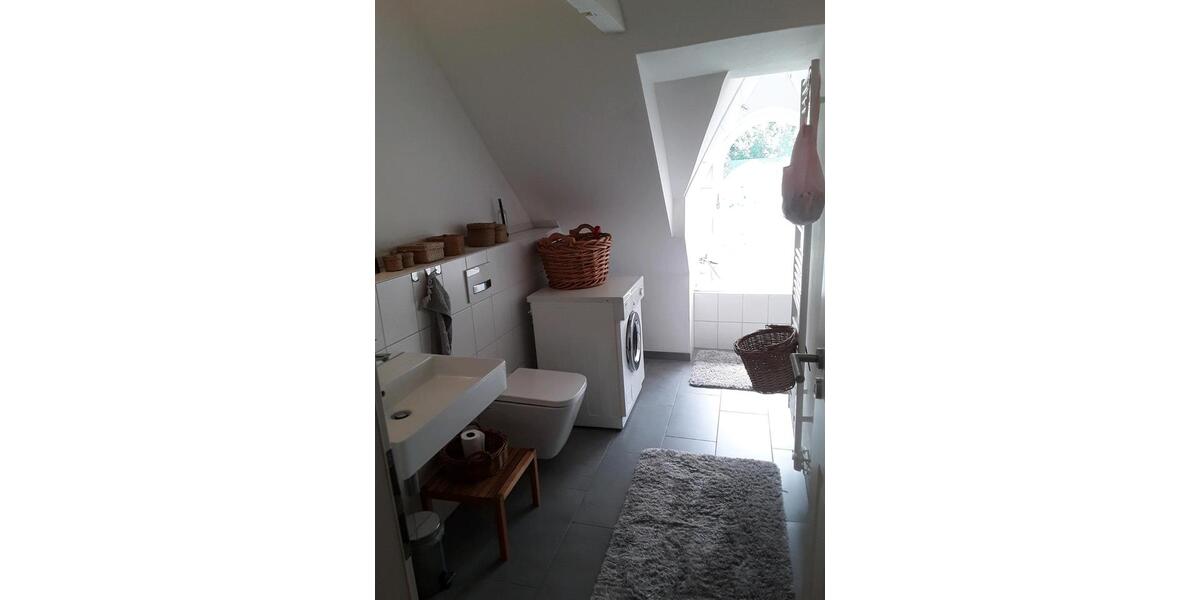 Dachgeschoßwohnung Dortmund Aplerbeck - 1 Zimmer, 70 m&sup2;, 1.250&euro; | Angebot:27617465
