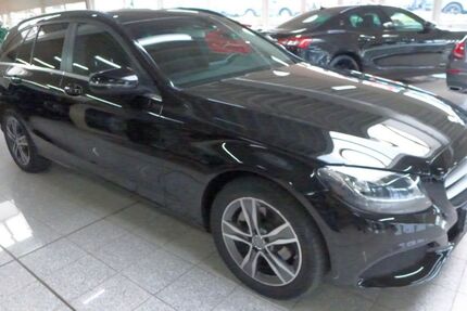 Mercedes-Benz C 220 279.848 km 9.990 &euro; Hattingen (bei Bochum) 45527