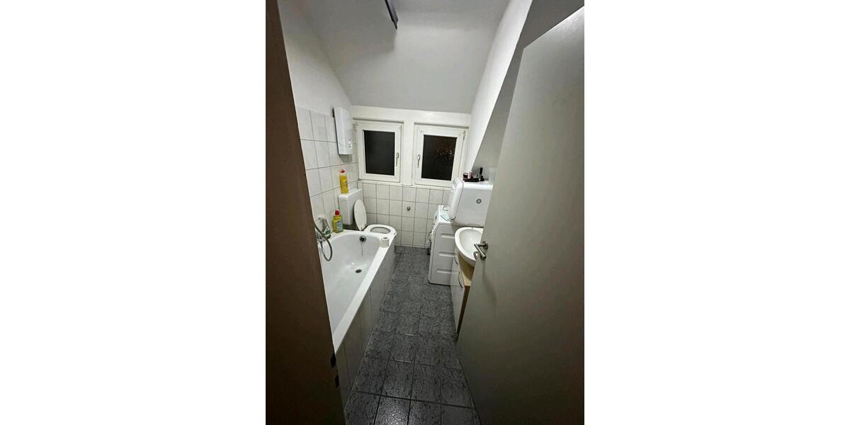 Dachgeschoßwohnung Iserlohn Letmathe - 3 Zimmer, 60 m&sup2;, 450&euro; | Angebot:26020407