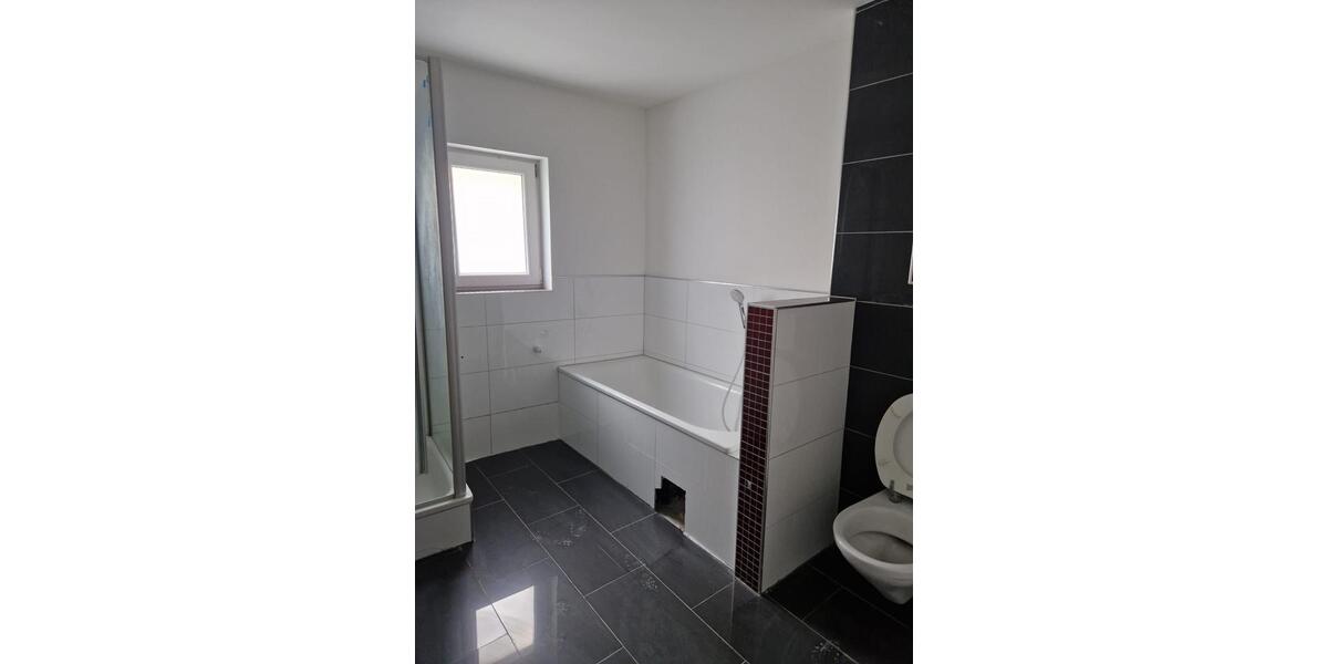 Einfamilienhaus Wuppertal Gemarkung Elberfeld - 3 Zimmer, 130 m&sup2;, 2.500&euro; | Angebot:26492601