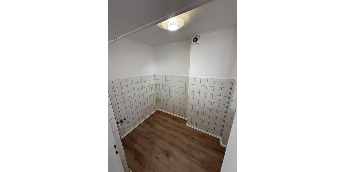 Einfamilienhaus Wuppertal Gemarkung Barmen - 2 Zimmer, 68 m&sup2;, 680&euro; | Angebot:25937167