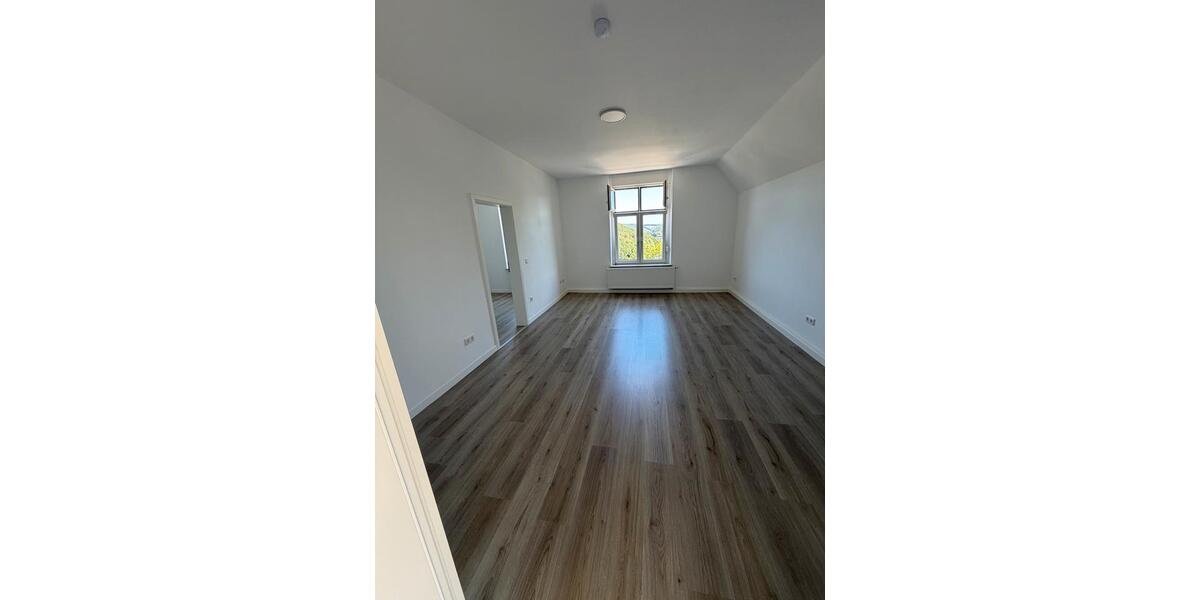 Etagenwohnung Ennepetal - 2 Zimmer, 80 m&sup2;, 700&euro; | Angebot:27632237