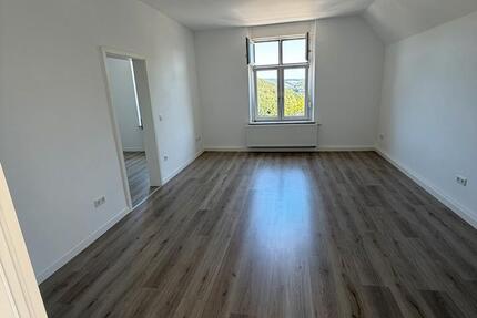 Wohnung Ennepetal - 2 Zimmer, 80 m&sup2;, 700&euro; | Angebot:27632237